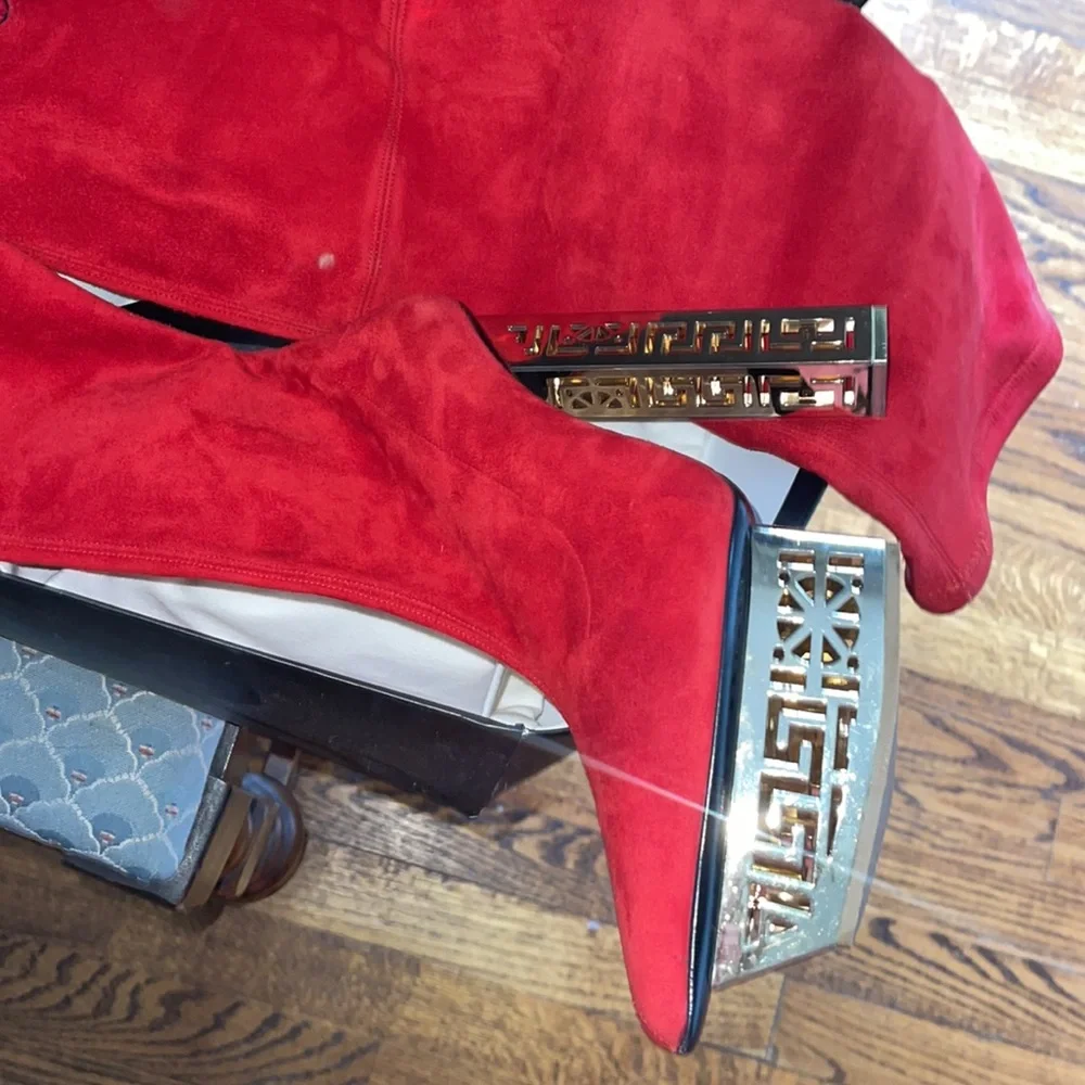 VERSACE HOLIDAY RED GREEK Over the knee boots suede 9.5 40 Gold shoes costume